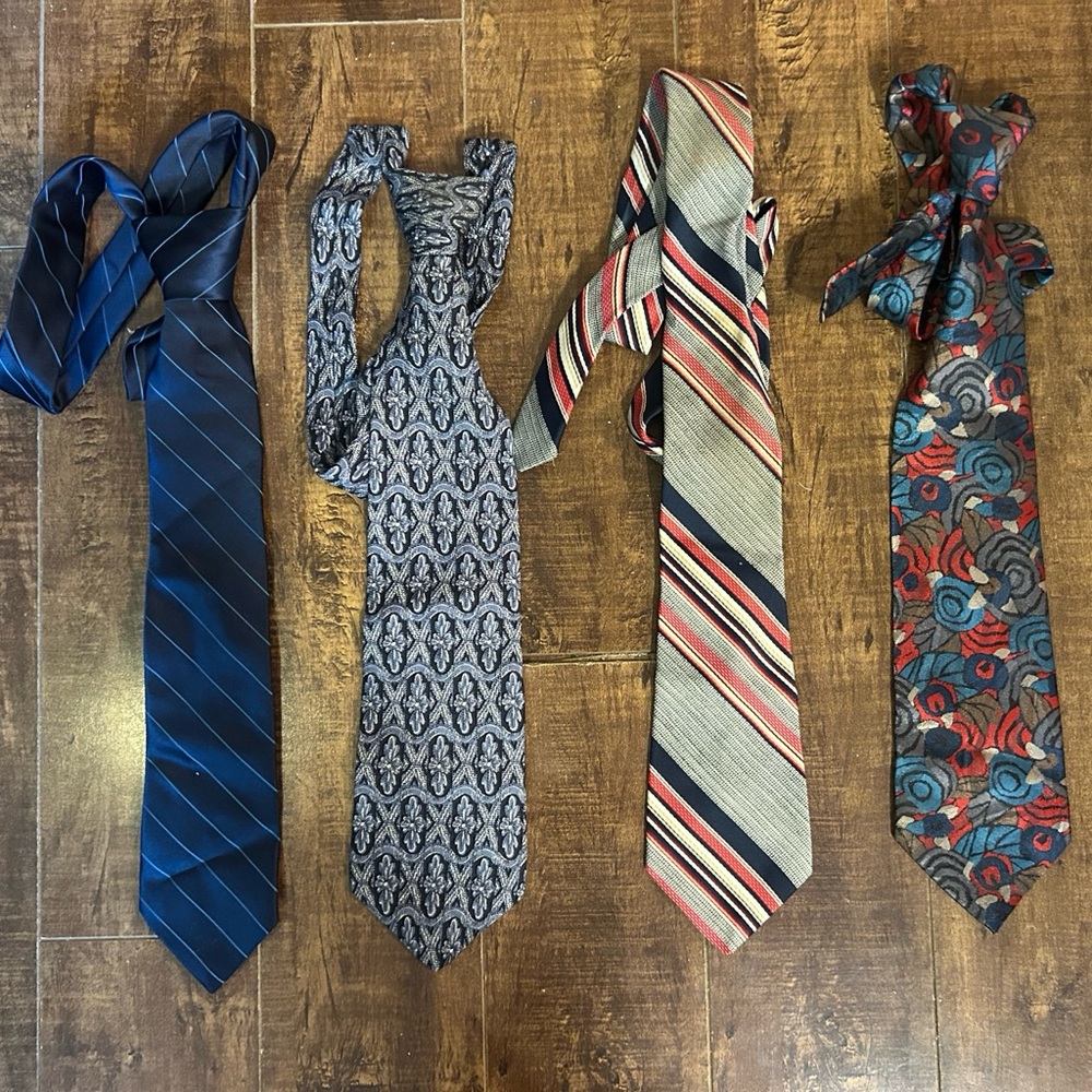 Luxe Vintage Tie Lot – Pierre Cardin, Louis Féraud, Made in Italy (Set of 4)